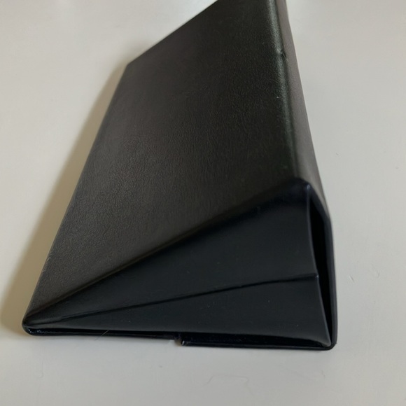 Vintage 80s CHRISTIAN DIOR GLASSES CASE LEATHER VELVET LINED BOX - Picture 5 of 8